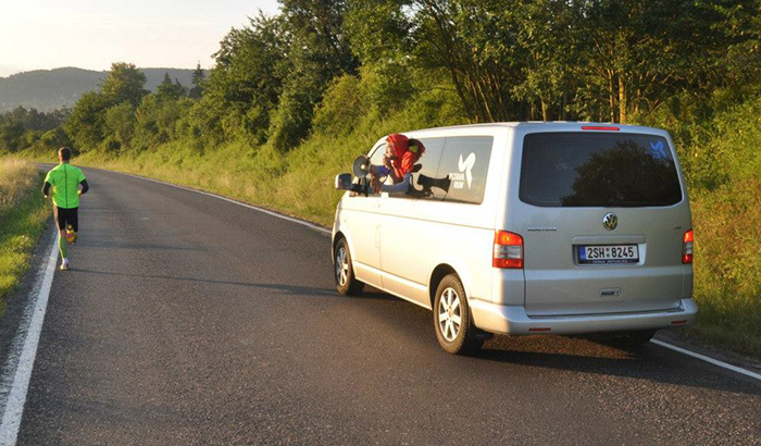 vltava_run_car2