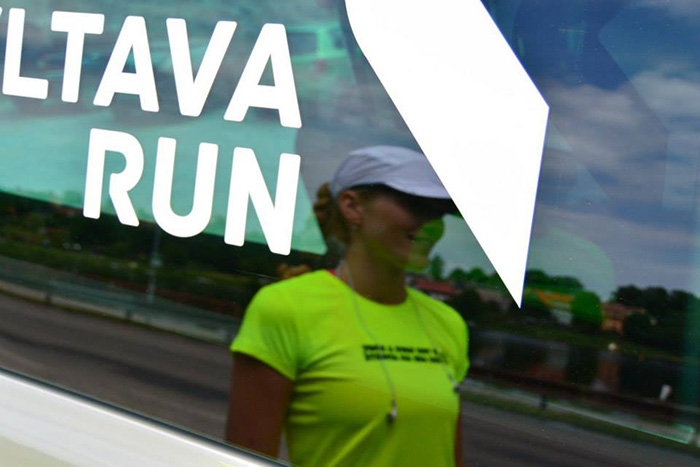 vltava_run_car5